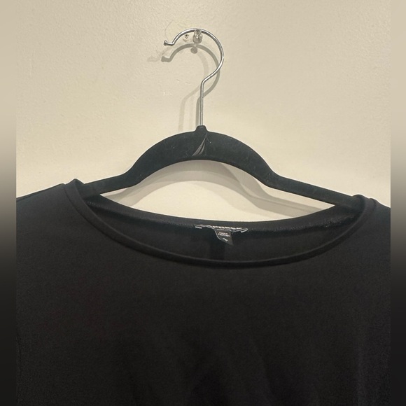 Express Black Twist-Front Tee — Size Large — EUC ❤️❤️❤️ - Picture 4 of 17